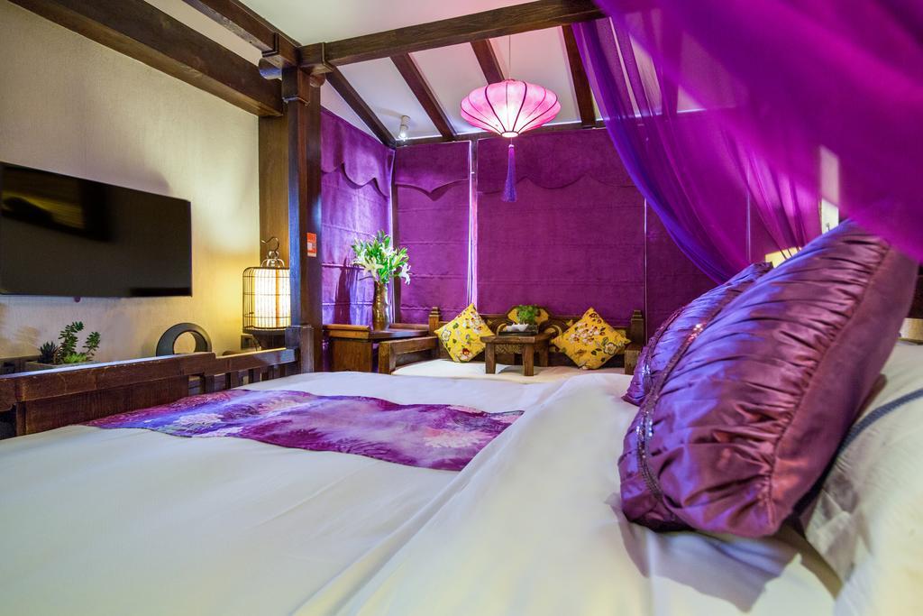 Lijiang Yuntian Palace Hotel Rum bild