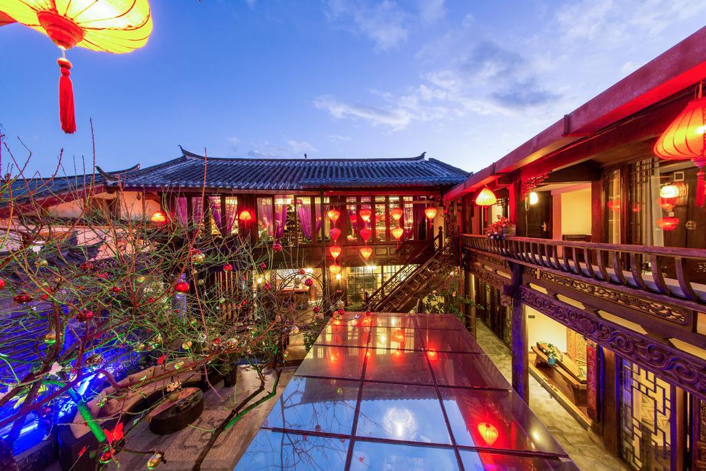 Lijiang Yuntian Palace Hotel Exteriör bild